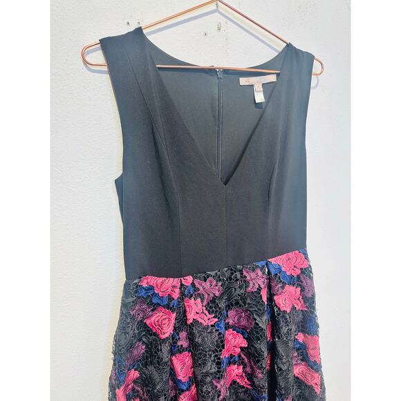 HUTCH Black Purple Floral Lace Skirt V-Neck Plunging High-Low Dress Size 4 - Picture 6 of 14